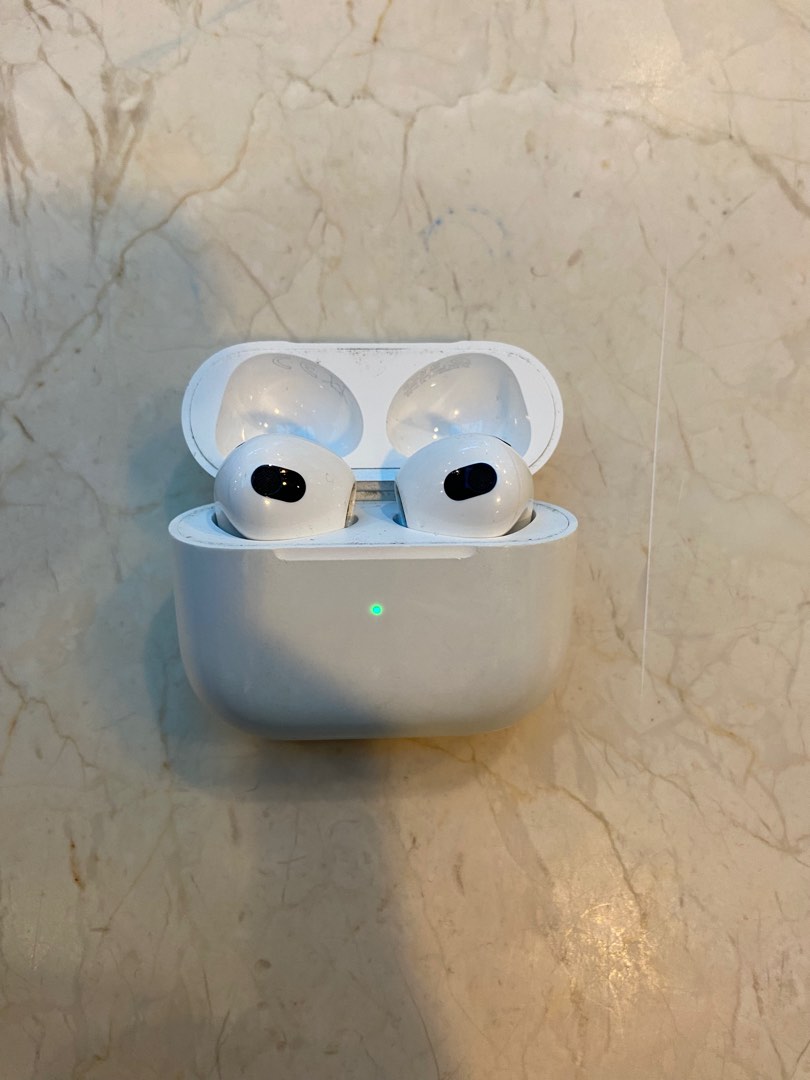 Airpods 第三代, 手提電話, 其他裝置- Carousell