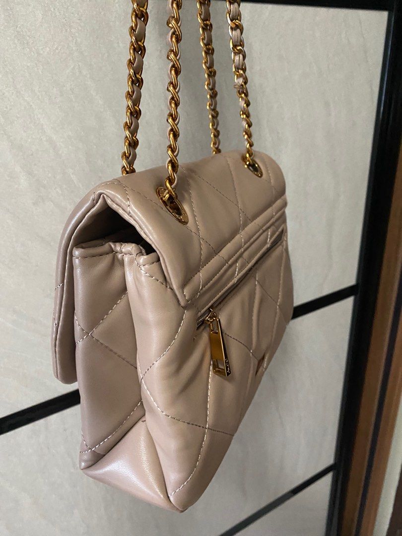 Aldo discount beige handbag