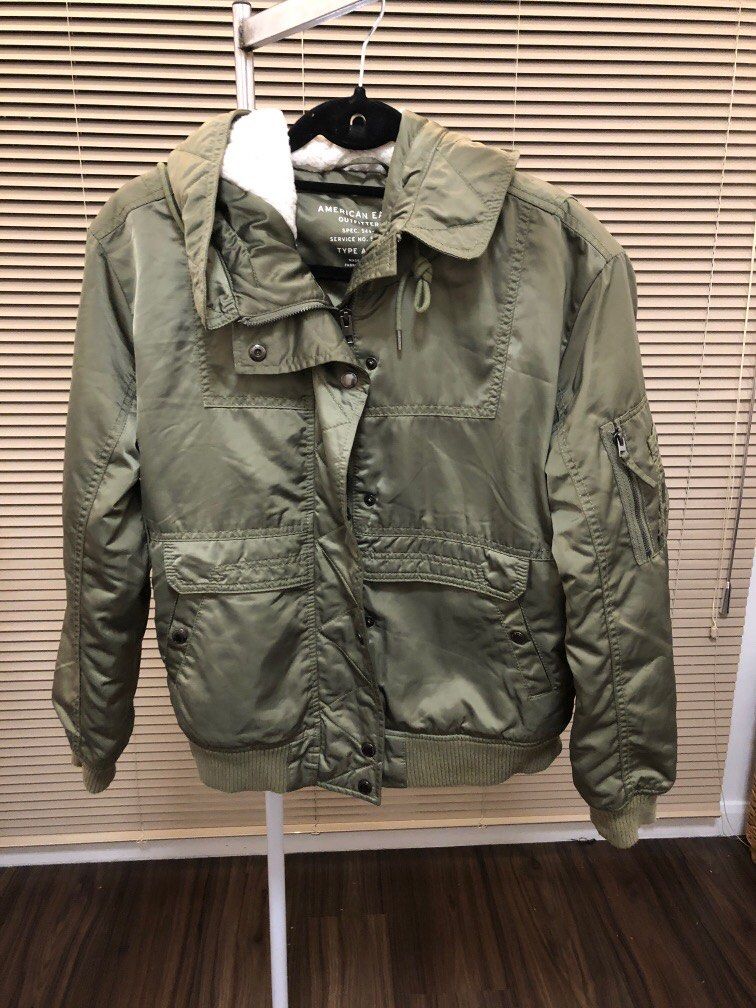 American eagle outfitters windbreakers online