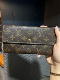 Louis Vuitton Monogram Bi-fold Wallet, Luxury, Bags & Wallets on