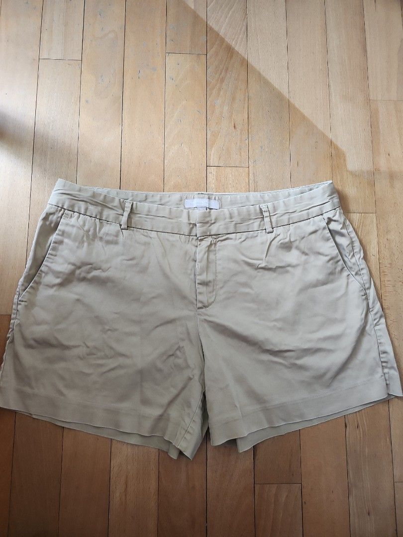 Banana Republic Shorts Women s Fashion Bottoms Shorts on Carousell