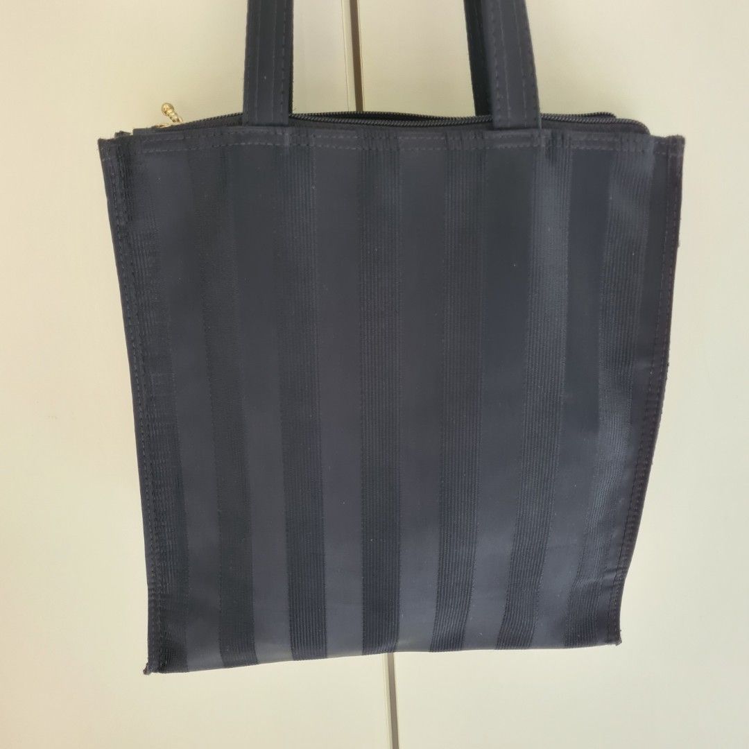 Black Small Bag Hand Carry Lunch Bag Plain Wind Italy small bag Victoria Secrets gentlewoman Women s Fashion Bags Wallets Tote Bags on Carousell