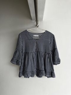 (Category: ) located in . Submitted by clearthiscloset (Listing ID 1255290697, Image 1). Description: .