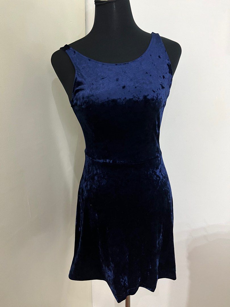 H&m blue velvet dress clearance