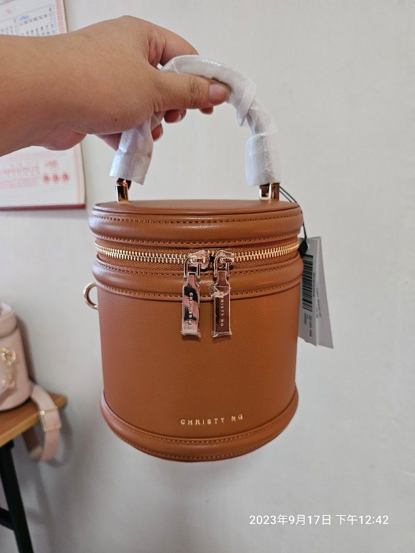 Christy ng bucket bag sale