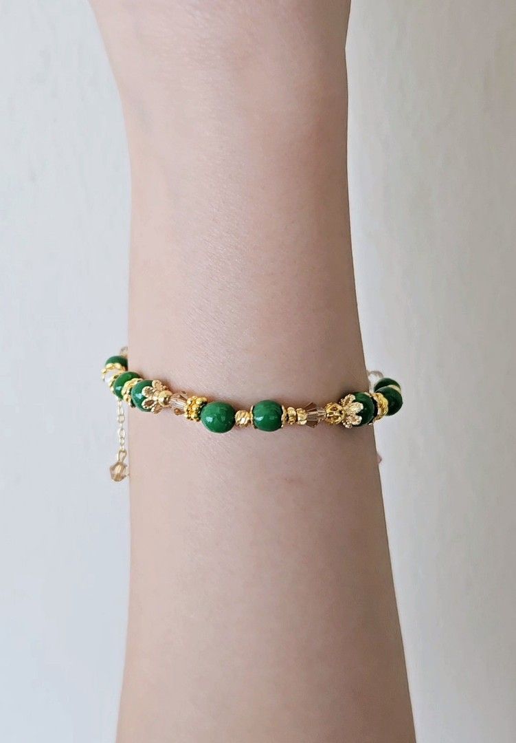 Bold Jade Bracelet (faux Jade), Women's Fashion, Jewelry