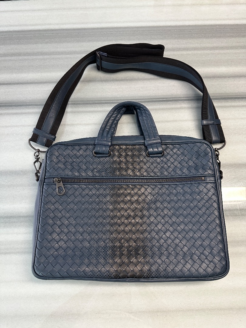 Bottega veneta laptop bag top