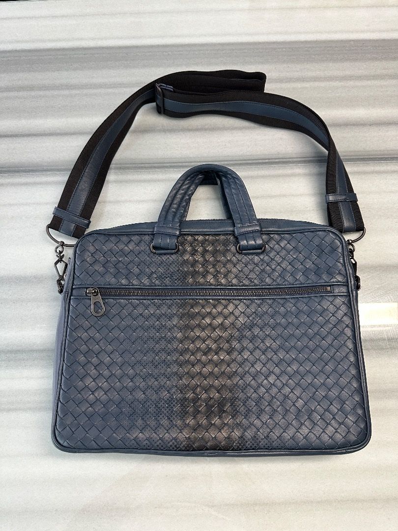 Bottega veneta laptop deals