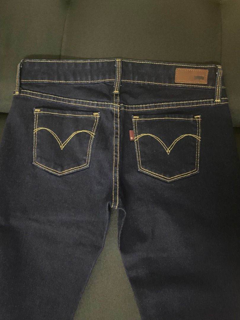 (Brand New) Original Levis Jeans Slight Curve Modern Rise & Skinny Cut for  Ladies Size 26