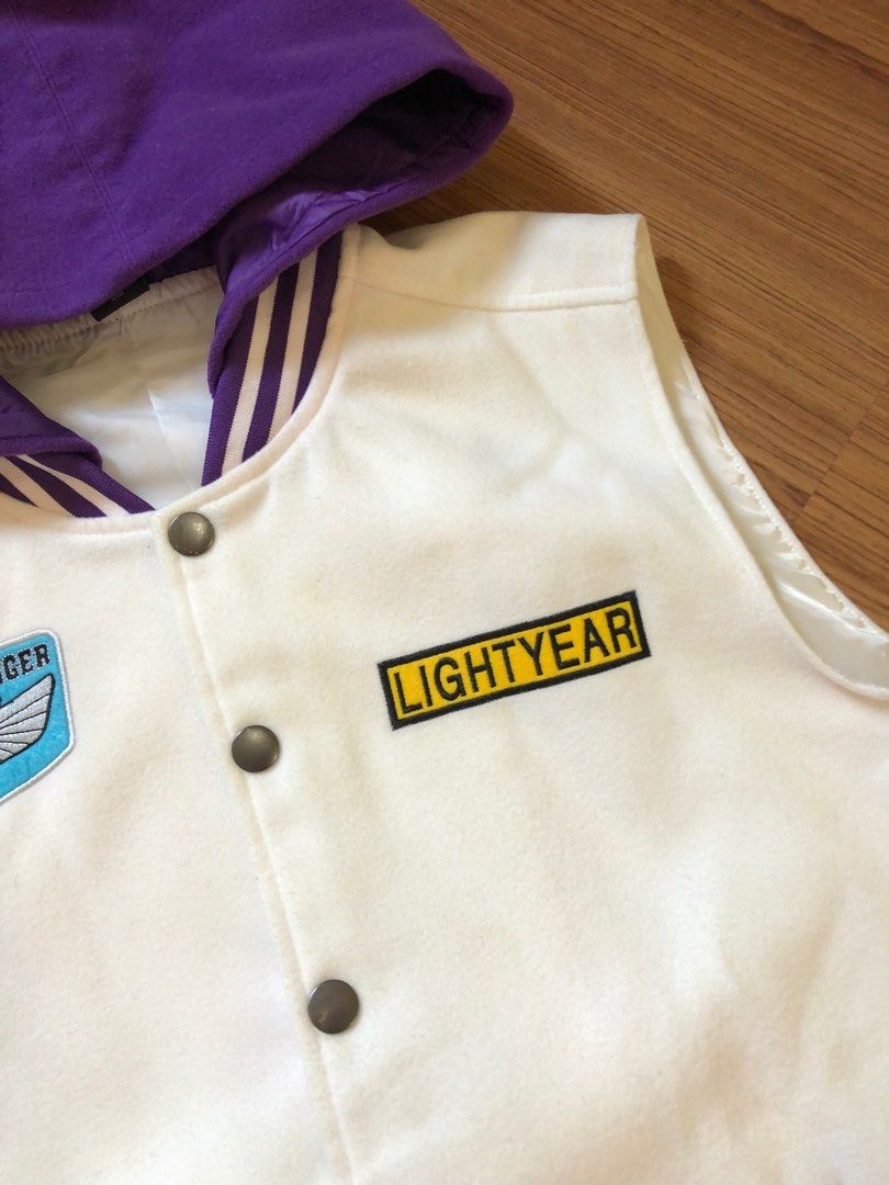 Buzz lightyear jacket hot topic discount