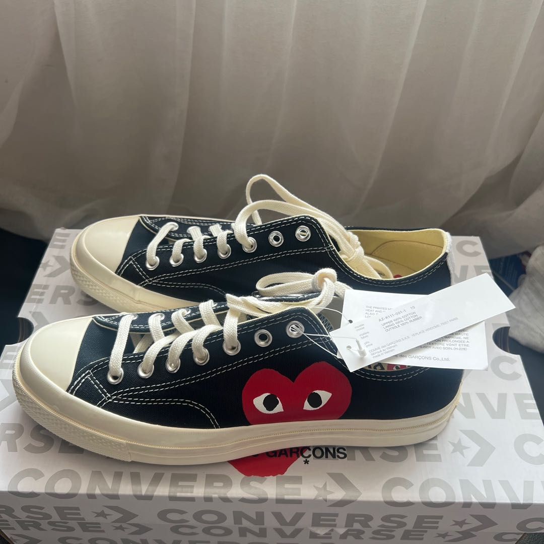 Comme des garcons play emblem low top sneaker discount