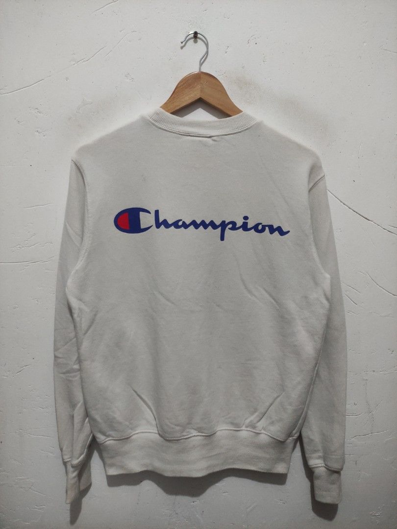 Champion spellout sweatshirt on sale