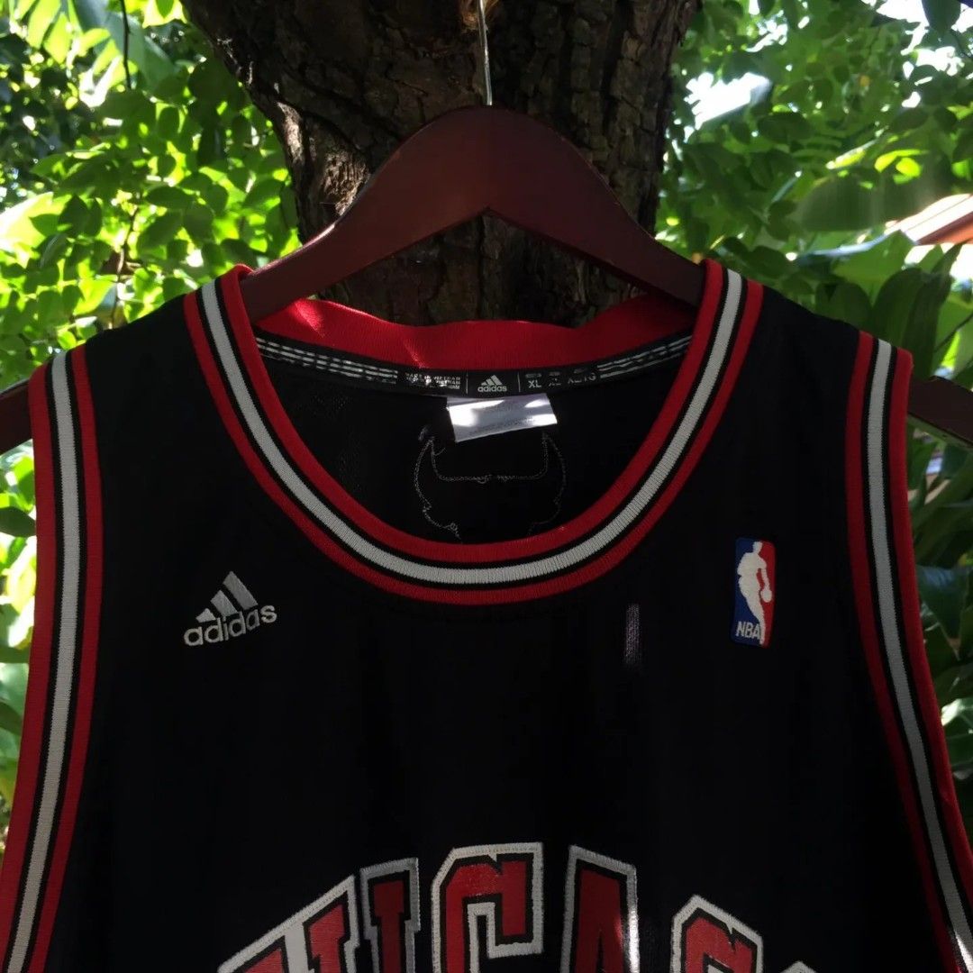 adidas NBA Authentic Classic Chicago Bulls #1 DERRICK ROSE Jersey, Men's  Fashion, Activewear on Carousell
