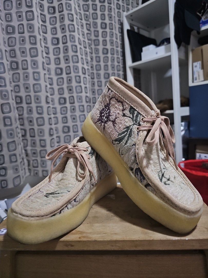Clarks wallabee cup TAN FLORAL