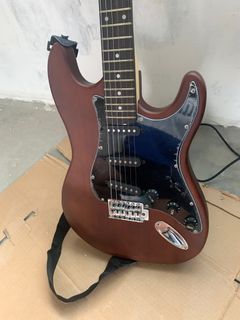 Clifton Mahogany Stratocaster Electric Guitar