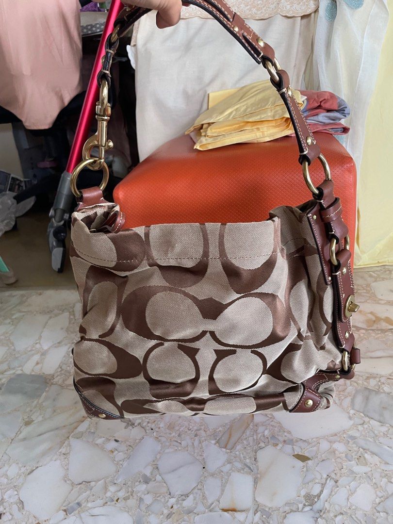 Coach carly bag on sale