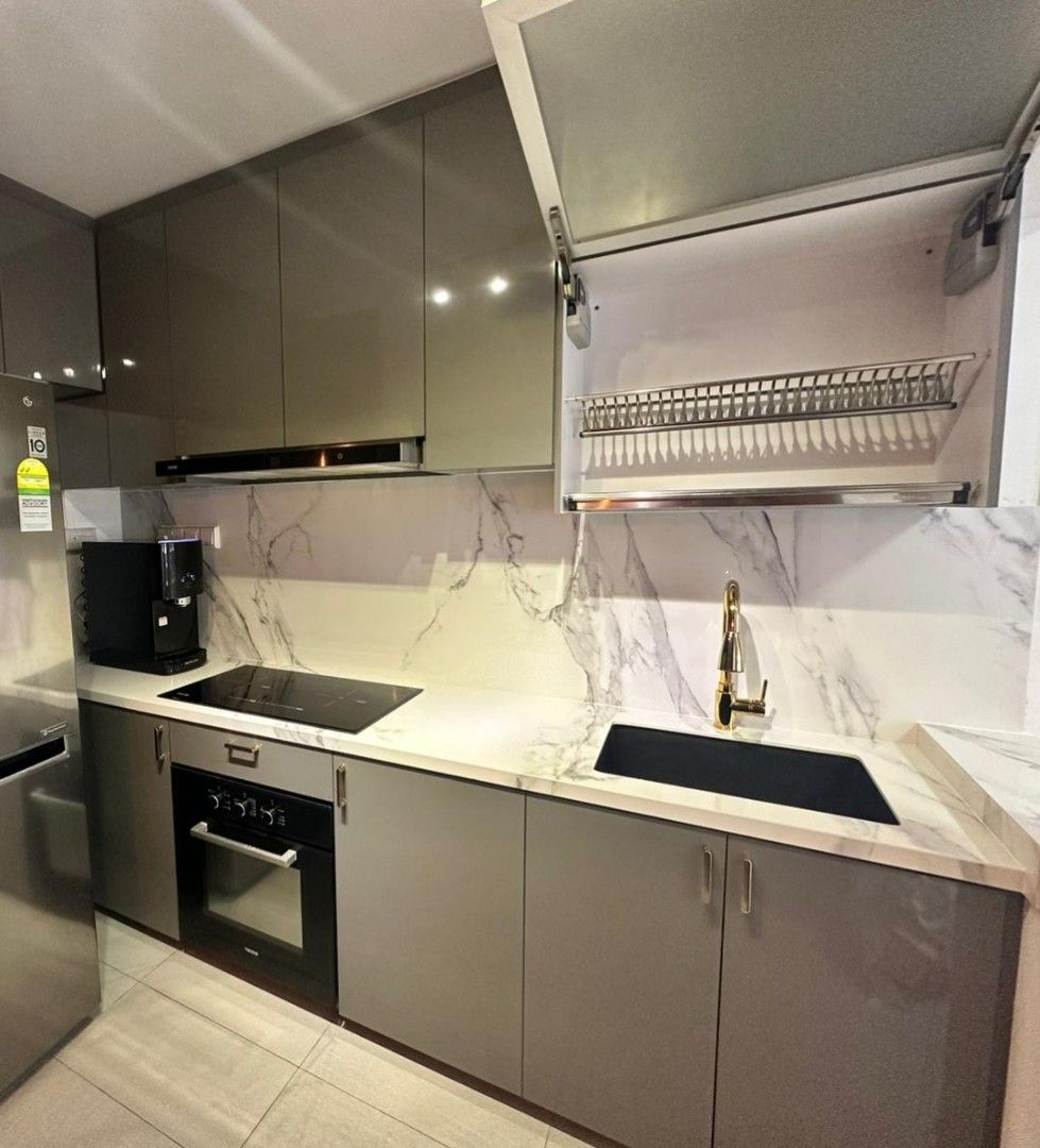 Counter top (REPLACEMENT), Home Services, Renovations, Full Home