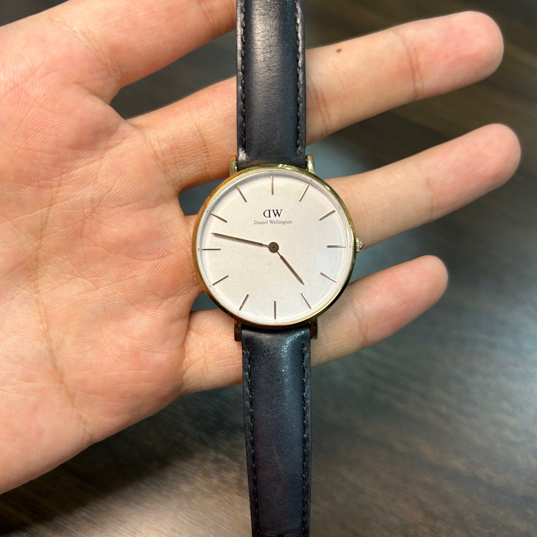 Daniel Wellington Classic Sheffield 32mm Ladies Watch Women s
