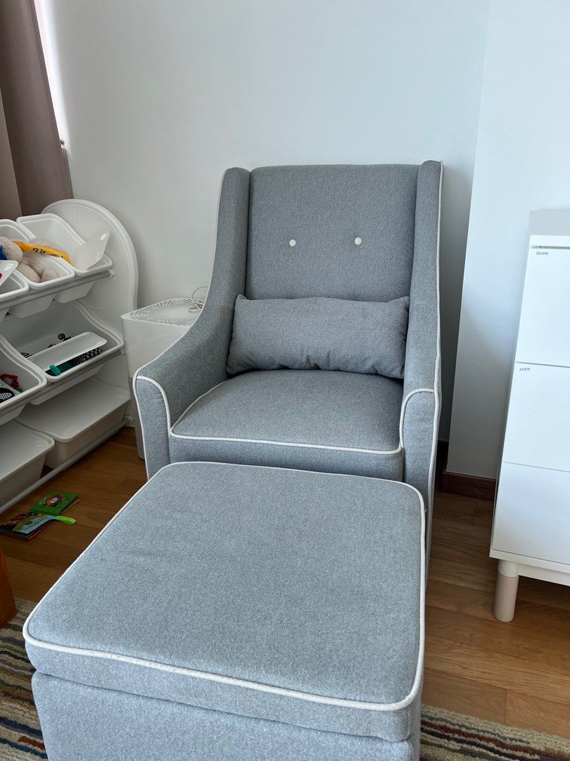 Davinci owen shop glider and ottoman
