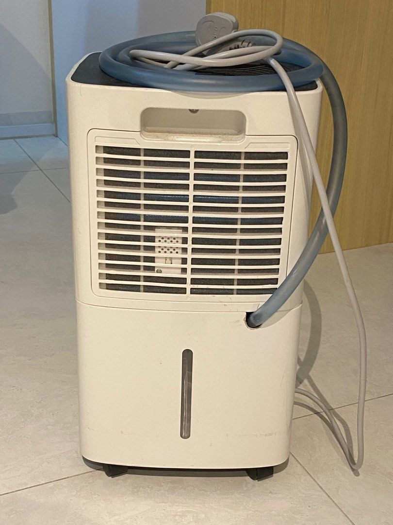 Dehumidifier, Furniture & Home Living, Home Improvement & Organisation ...
