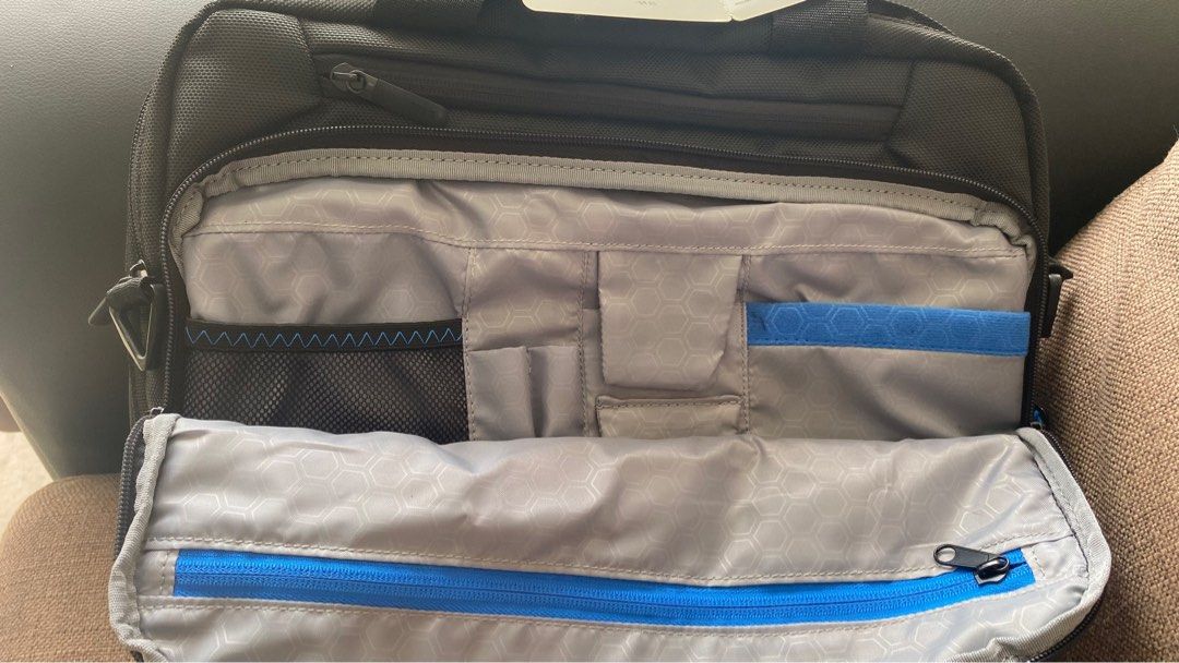 DELL PRO BRIEFCASE 14 Computers Tech Parts Accessories