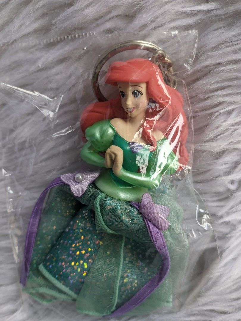 Ariel best sale keychain disney