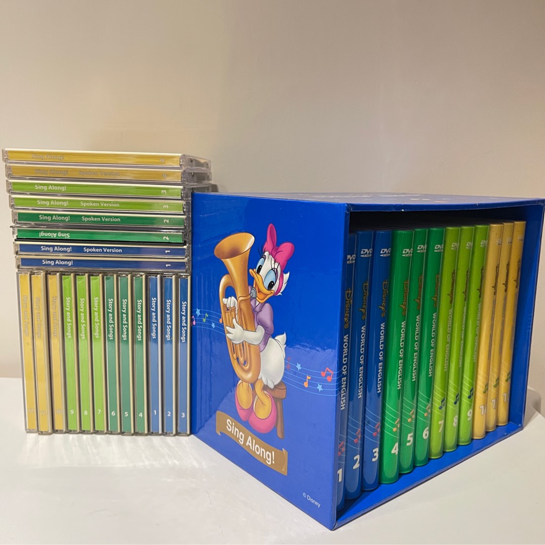 Dwe 迪士尼美語世界Sing Along 系列DVD 12 隻連CD 20隻, 興趣及遊戲 
