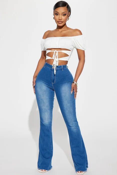 Fashion nova bell bottom jeans cheap
