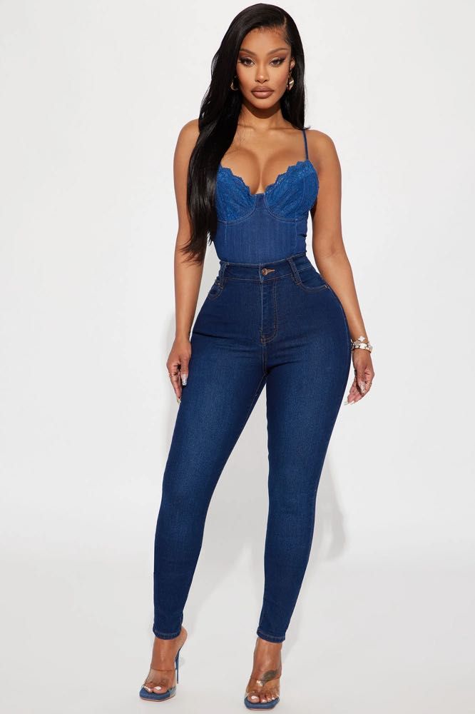 Fashion nova high waisted jeans outlet