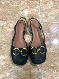 (Category: ) located in . Submitted by preloved_atik (Listing ID 1255327800, Image 1). Description: .
