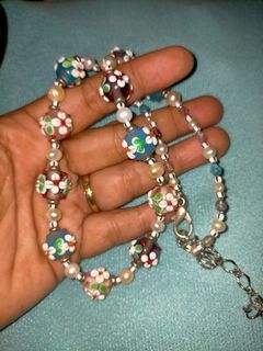 Flower and Pearls Choker Necklace with Extender