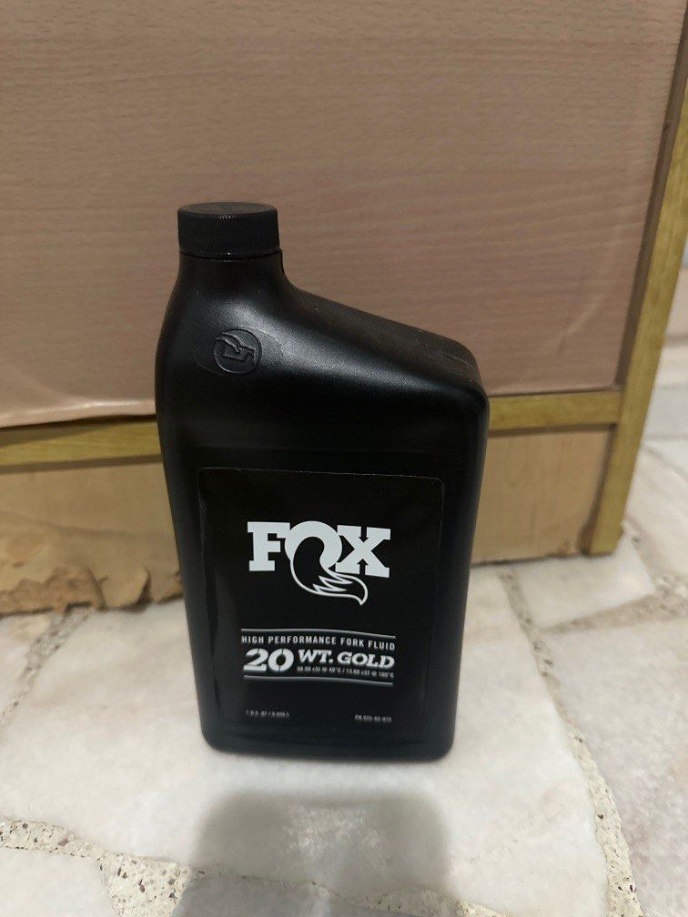 Fox 20wt gold fork fluid outlet