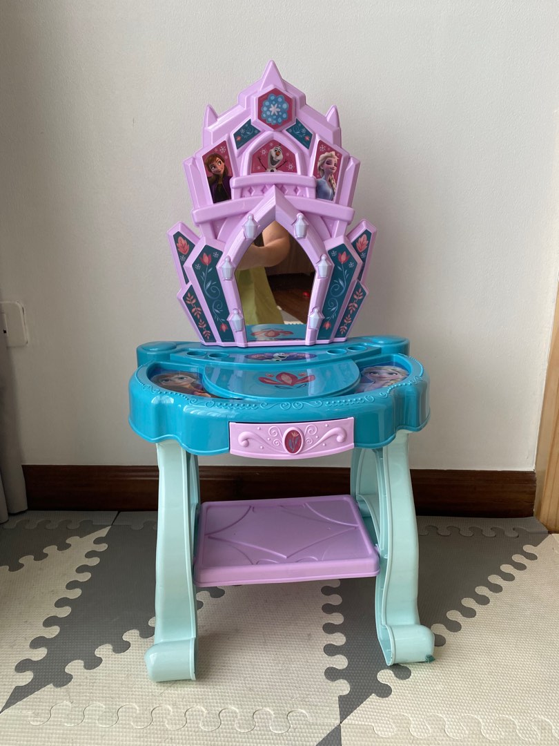 Frozen Dresser, Hobbies & Toys, Toys & Games on Carousell
