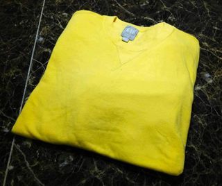 GAP PLAIN YELLOW PULLOVER SWEATSHIRT SAIZ L