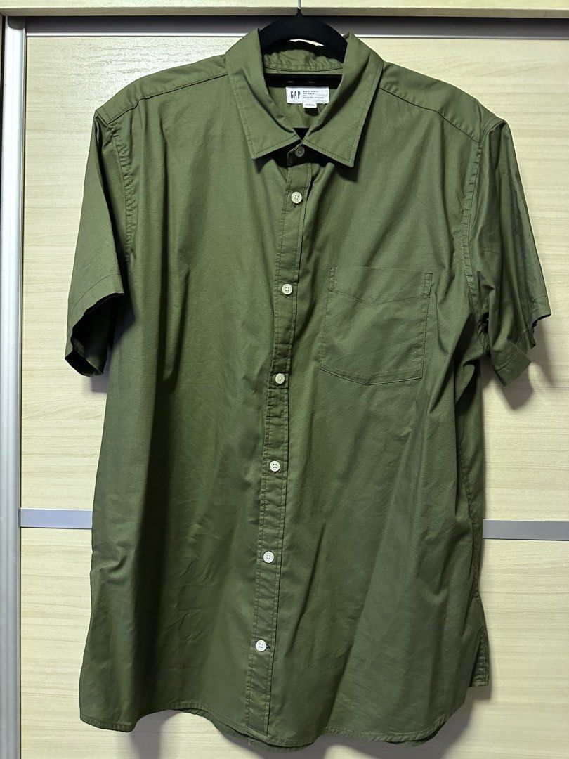 Gap short sleeve shirt on sale