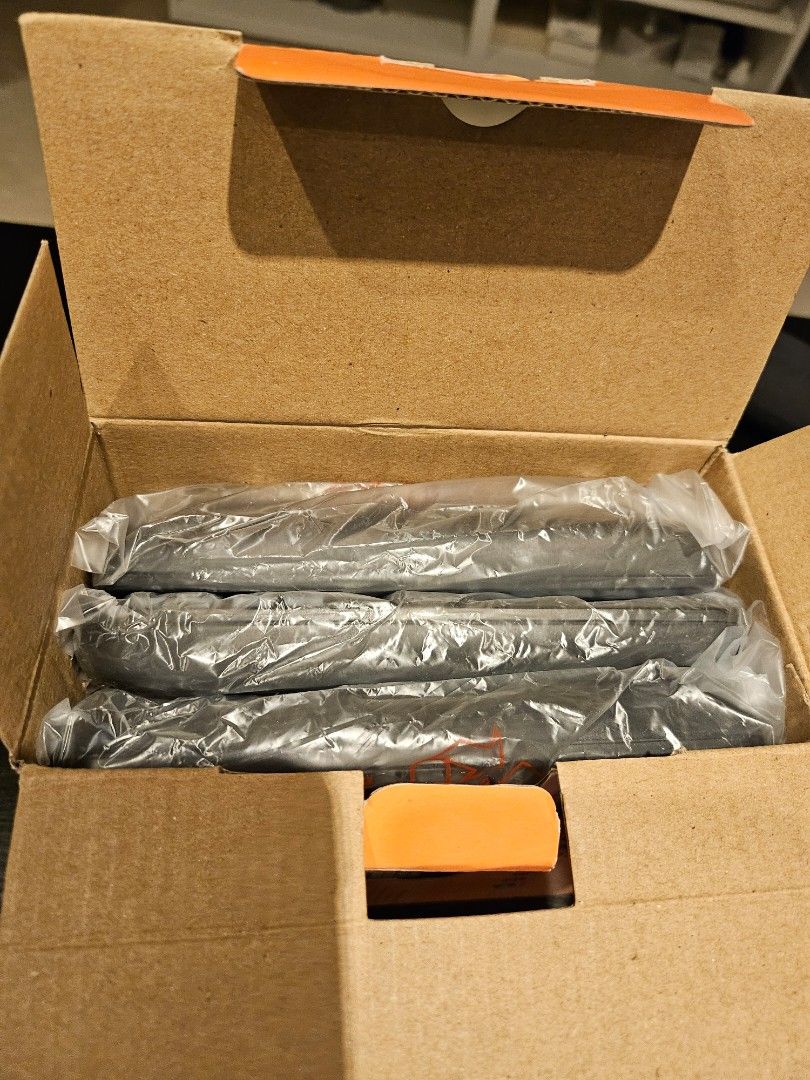 Gigaset A500 Trio cordless landlines 3 sets phones, Computers & Tech