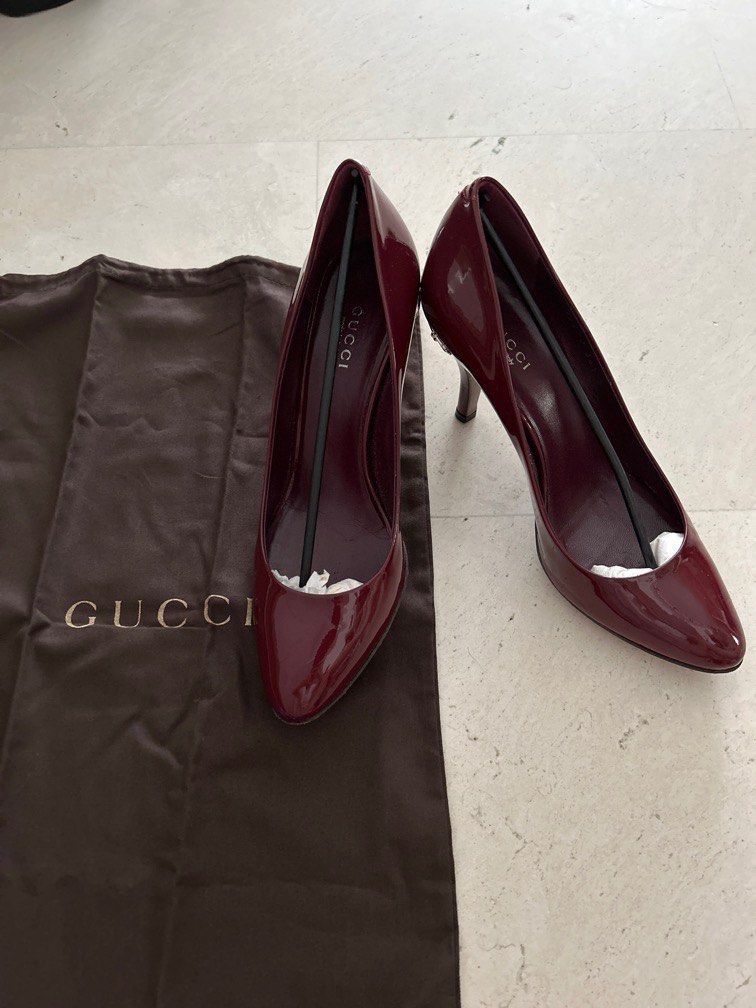 Red gucci heels outlet