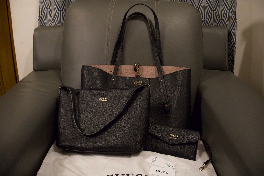 Guess reversible bag top