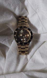 (Category: ) located in . Submitted by youngboat (Listing ID 1255329416, Image 1). Description: .