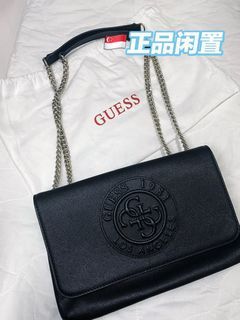 GUESS Vikky Classic Tote bag VG699523, Women's Fashion, Bags & Wallets,  Tote Bags on Carousell