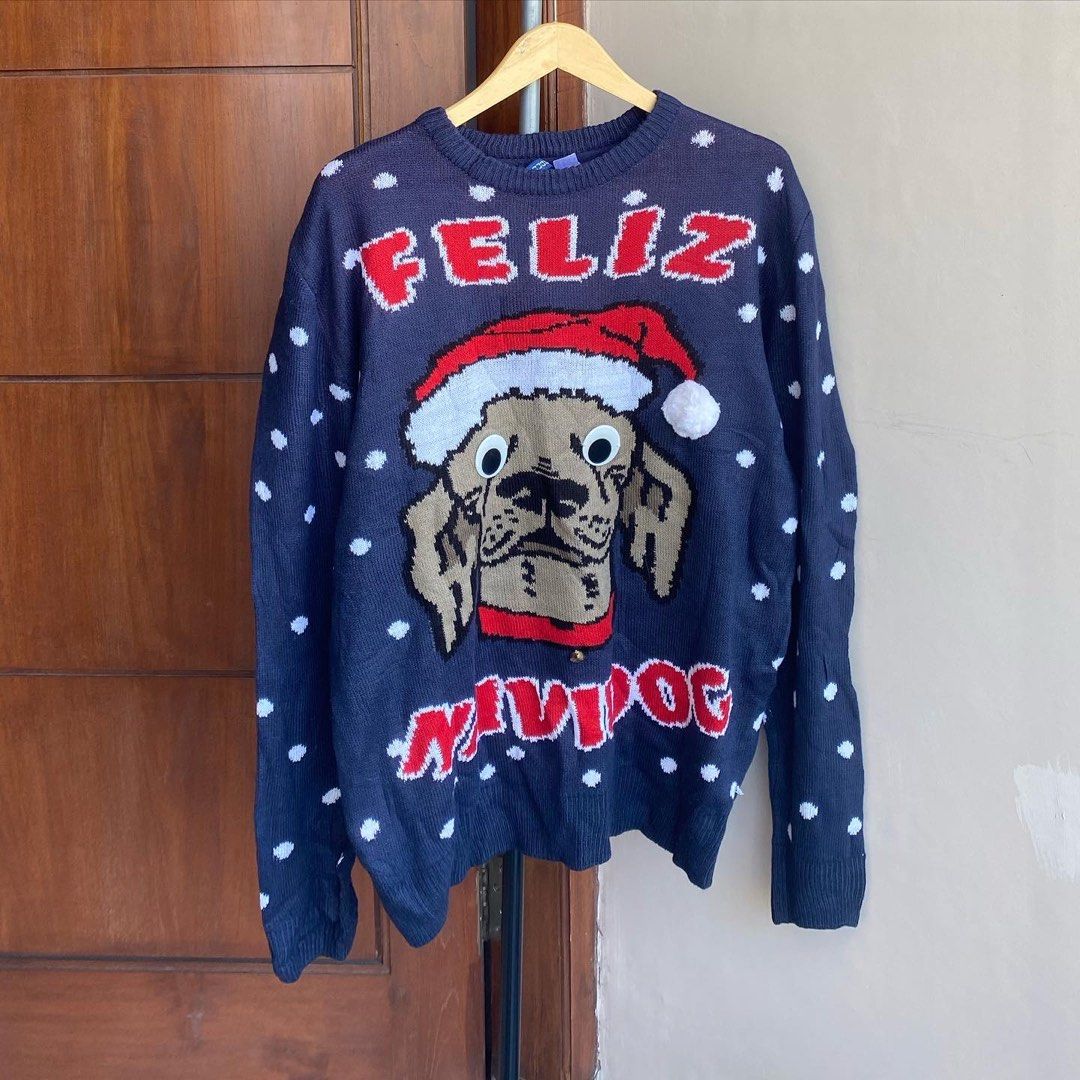 Uniqlo deals christmas jumper
