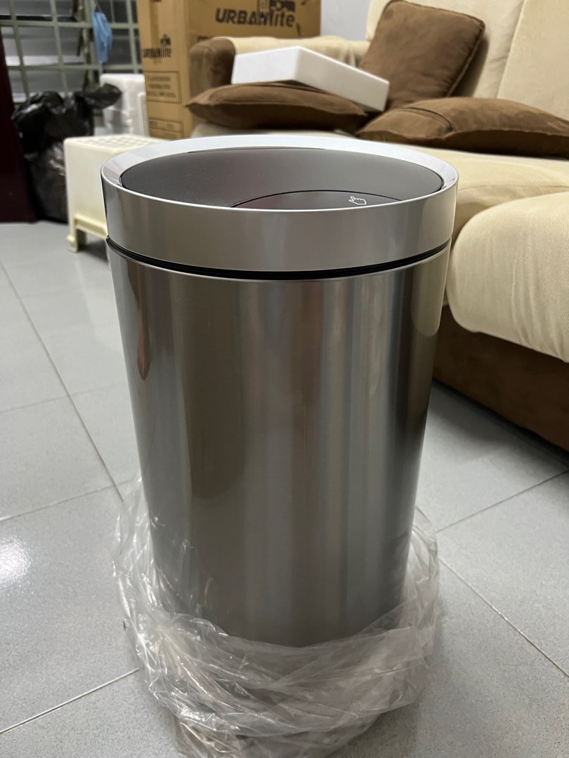 Intelligent Auto Sensor Smart Dustbin, Furniture & Home Living