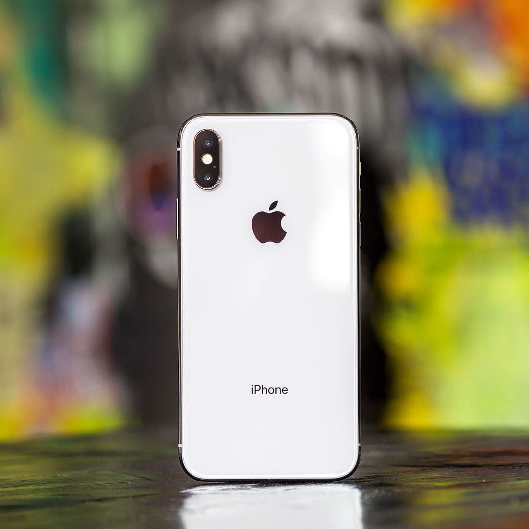 iPhone X 64 GB White $290 Unlocked LIKE NEW! (True to Photos