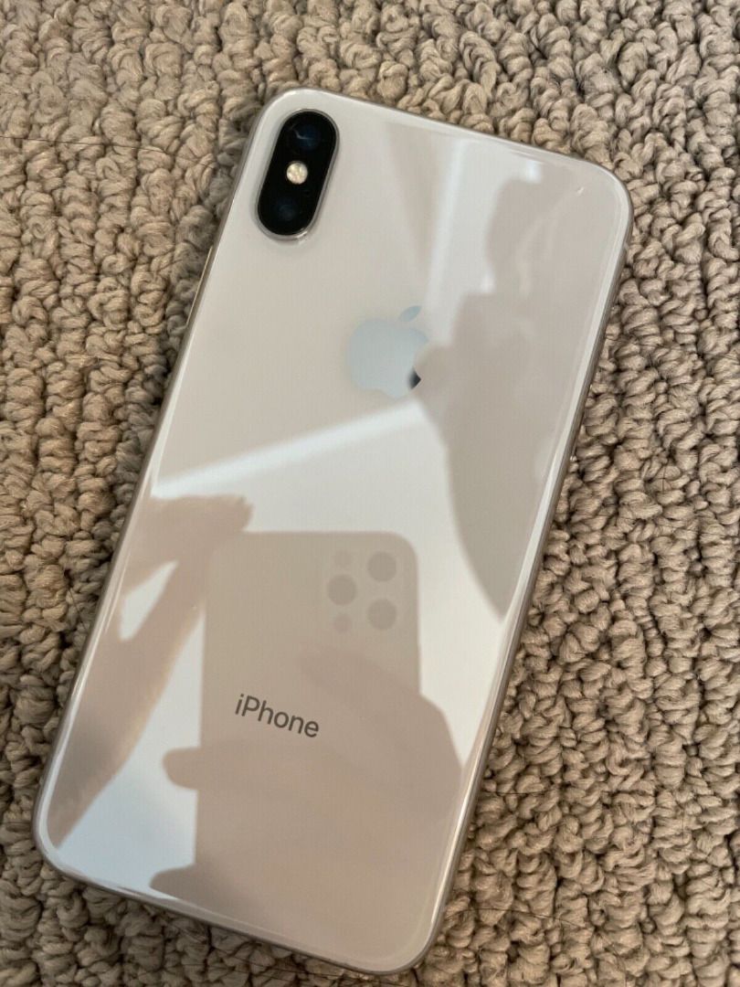 iPhone X 64 GB White $290 Unlocked LIKE NEW! (True to Photos