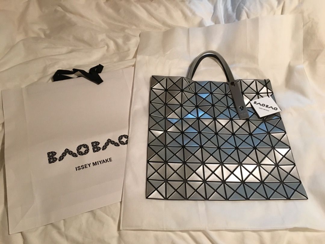 Issey Miyake Bao Bao Tote Bag 8 X 8 Silver Carousell