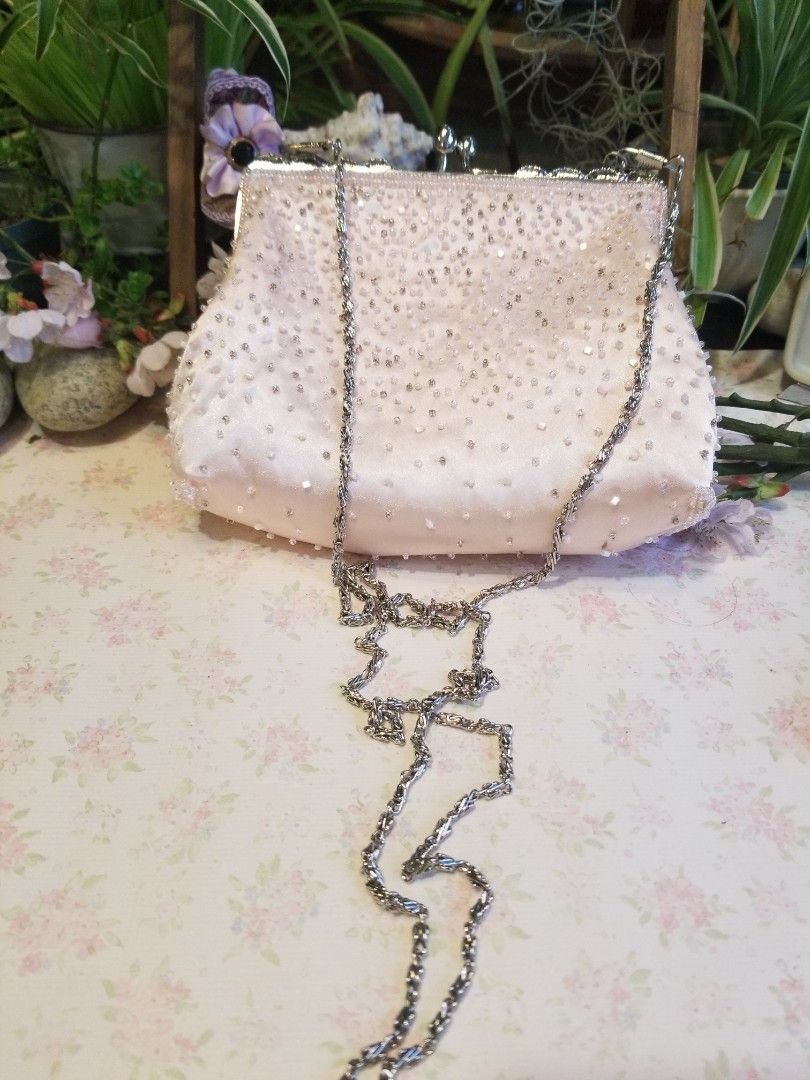 Pink beaded clutch bag shop