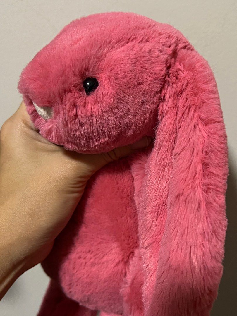 Jellycat strawberry bunny 2025