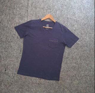 JUNMEN V NECK TSHIRT