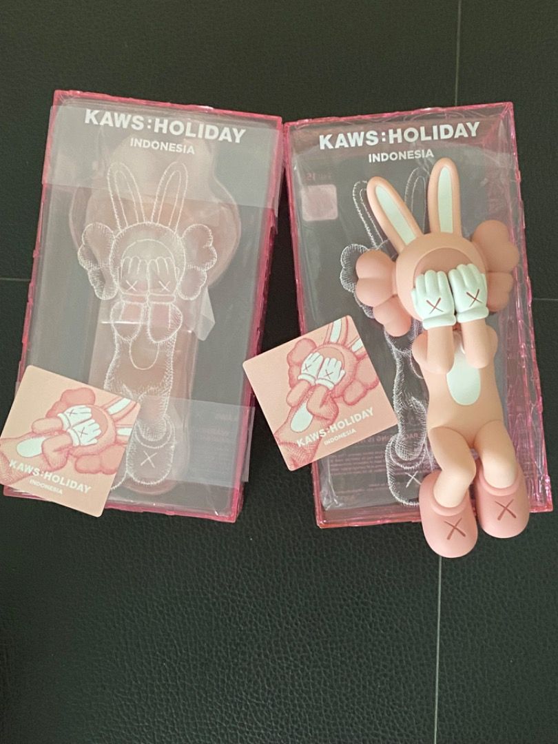KAWS:HOLIDAY INDONESIA - Figure (Pink), Hobbies & Toys, Toys