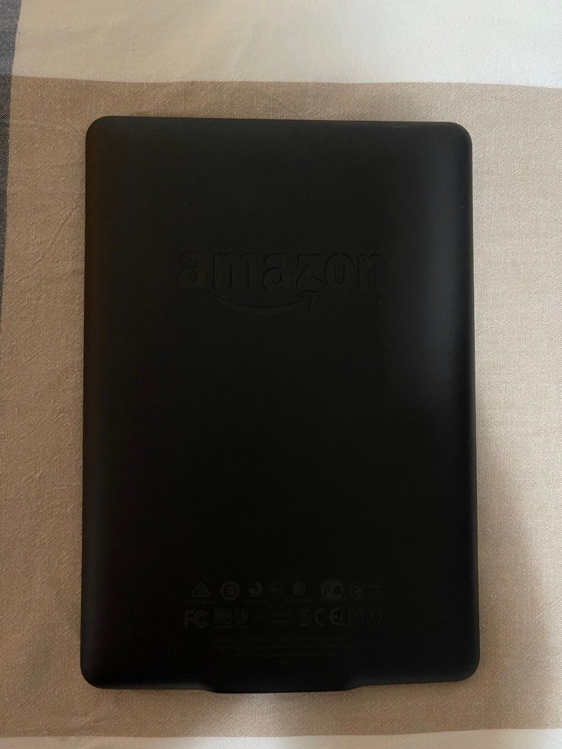 Kindle Paperwhite 6th Gen, Mobile Phones & Gadgets, EReaders on Carousell